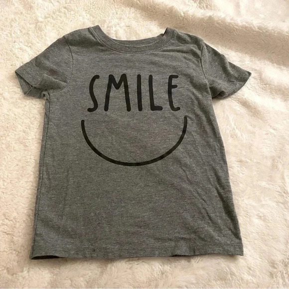 Cat & Jack 4T gray smile short sleeve tshirt - Picture 1 of 3